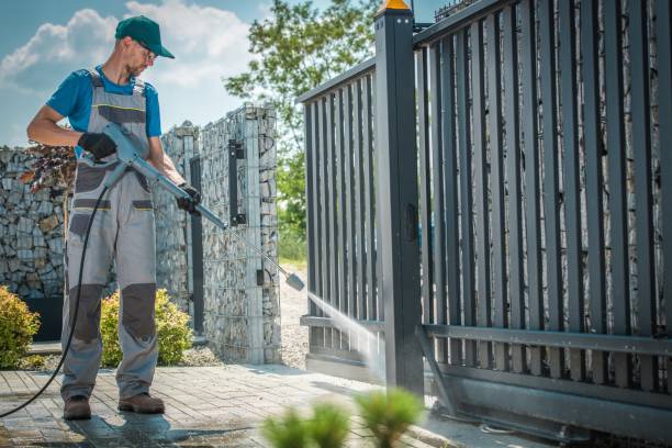 Best Building Exterior Washing  in Dilley, TX